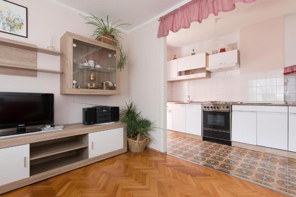 Apartments Hodanic Krk Town Zewnętrze zdjęcie
