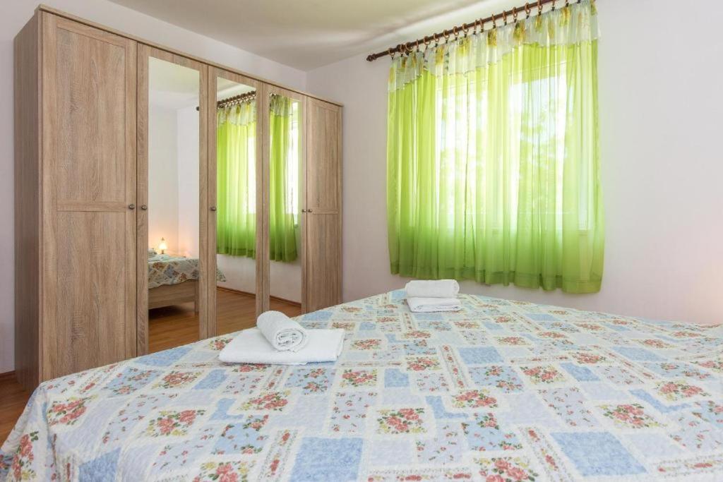 Apartments Hodanic Krk Town Zewnętrze zdjęcie
